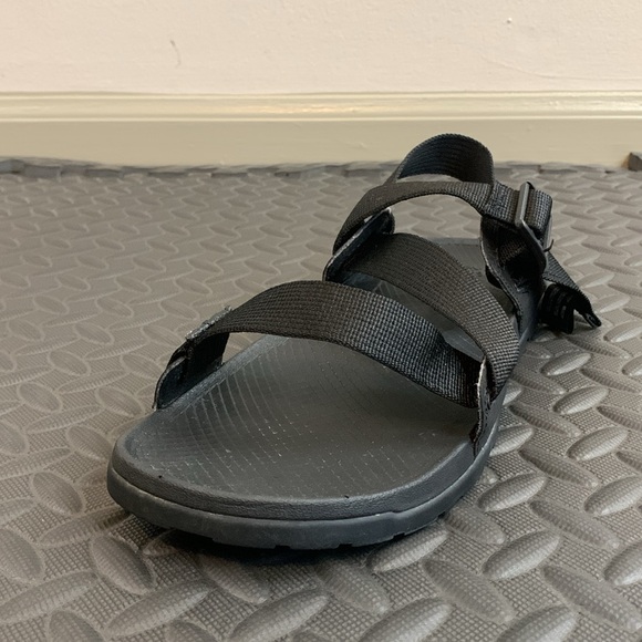 Chaco Sandals Men’s Black Lowdown 2 Toe Loop size M 9 - Picture 1 of 11